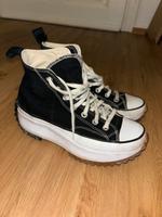 Converse Schuhe schwarz mit Plateau Hessen - Wiesbaden Vorschau