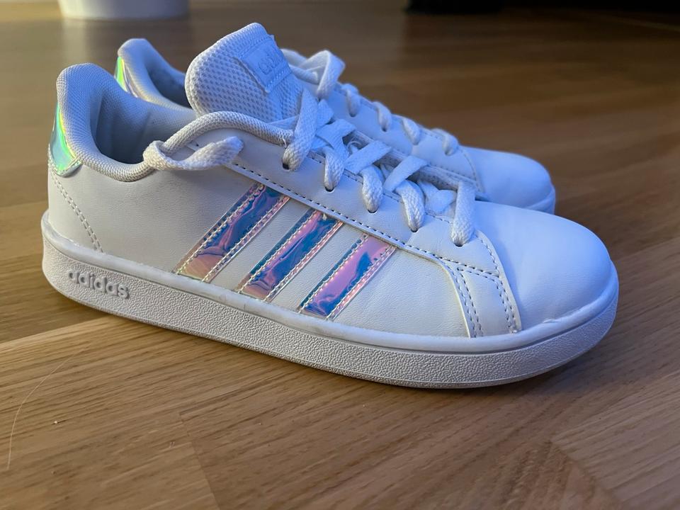 Adidas Performance multicolor bunt Regenbogen gr 34 sneaker in Baden Wurttemberg Bad Sackingen Gebrauchte Kinderschuhe GroBe 34 kaufen kleinanzeigen