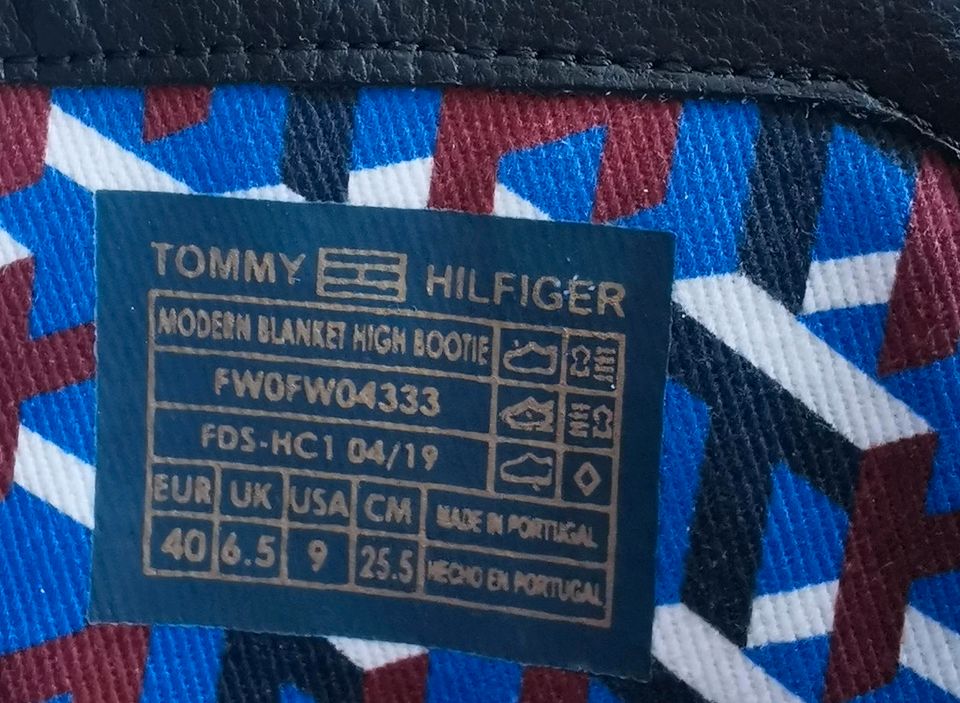 TOMMY HILFIGER MODERN BLANKET BOOTS SCHWARZ in Hannover