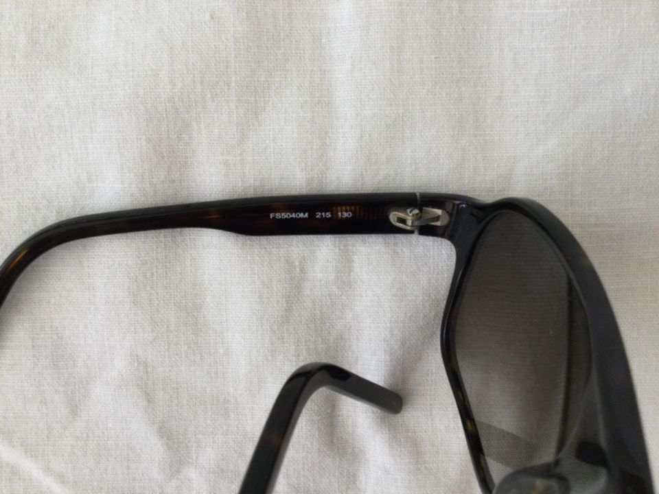 Sonnenbrille von Fendi, Modell FS 5040M 215 in Vaterstetten