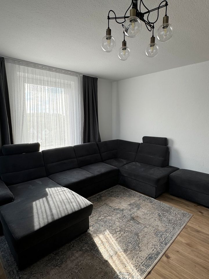 Wohnlandschaft Couch Sofa U-Form Bettfunktion Staumöglichkeit in Hagen