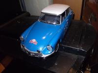 Citroen DS19 Ralley in 1:18 von Solido ,guter Zustand Nordrhein-Westfalen - Erftstadt Vorschau