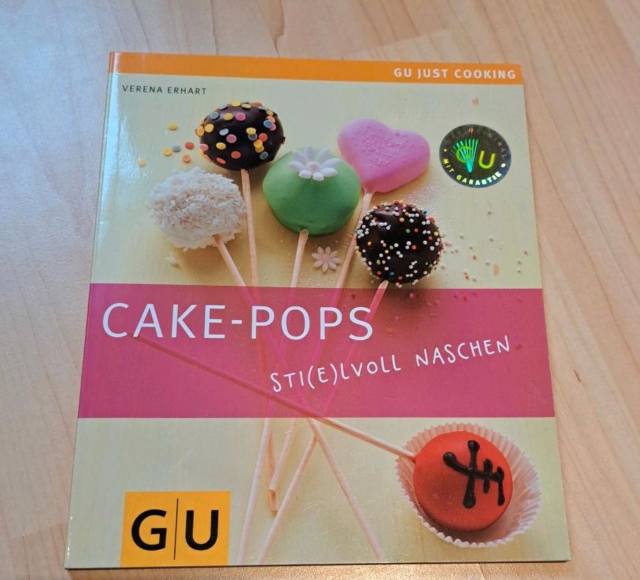 Cupcakes Cacke Pops Muffins Kinderkuchen Lollies in Solms