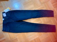 Jeans neu von H&M Gr. 146 Frankfurt am Main - Ginnheim Vorschau