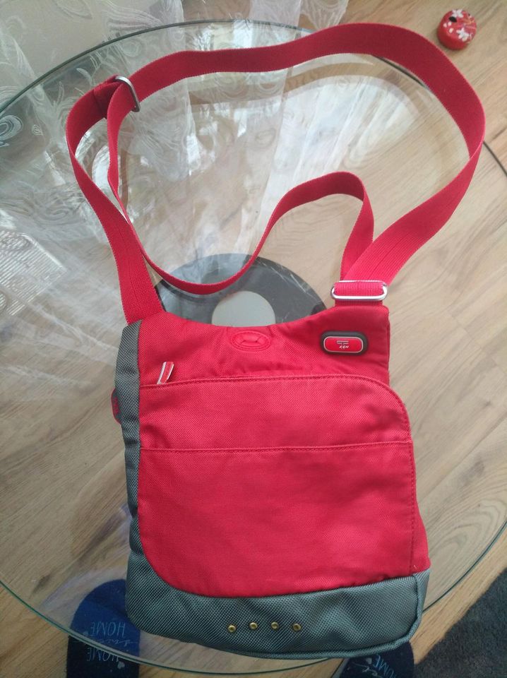 Tumi tech Damen Tasche in Meerbusch