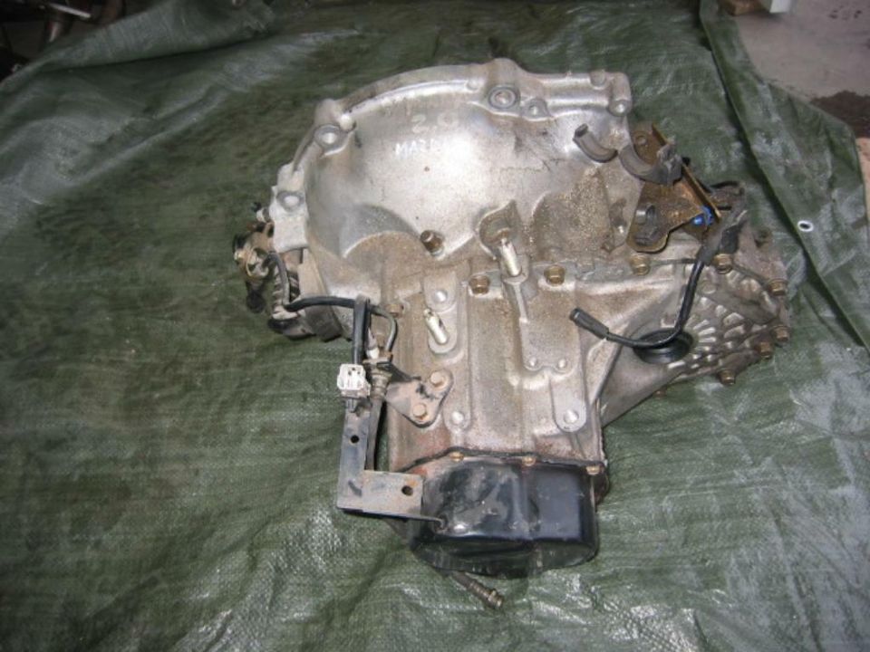 MAZDA 626 , SCHALTGETRIEBE , GETRIEBE FÜR DEN 2,0 l MOTOR in Dortmund