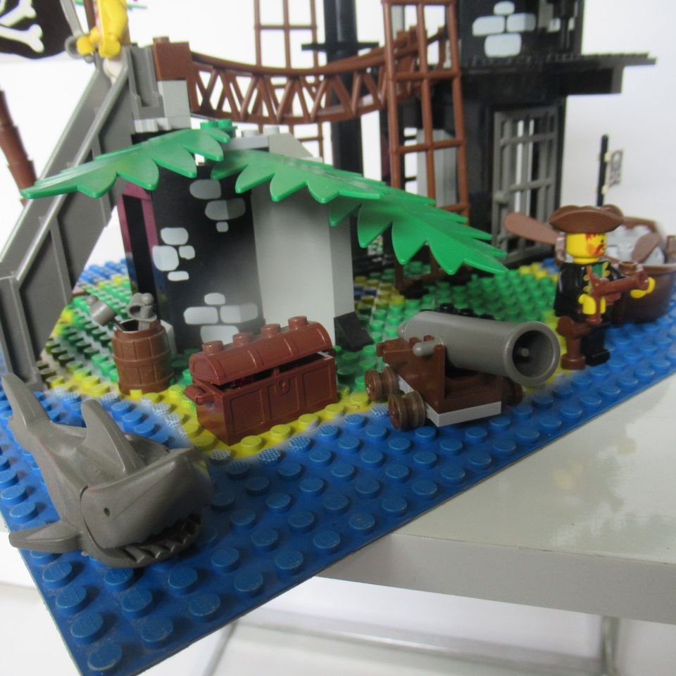 Lego 6270 Forbidden Island Pirateninsel -komplett- +BA u.Piraten in Meißenheim