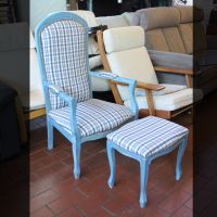 Sessel und Fußhocker aus blau gestrichener Kiefer im Landhausstil Schleswig-Holstein - Oeversee Vorschau