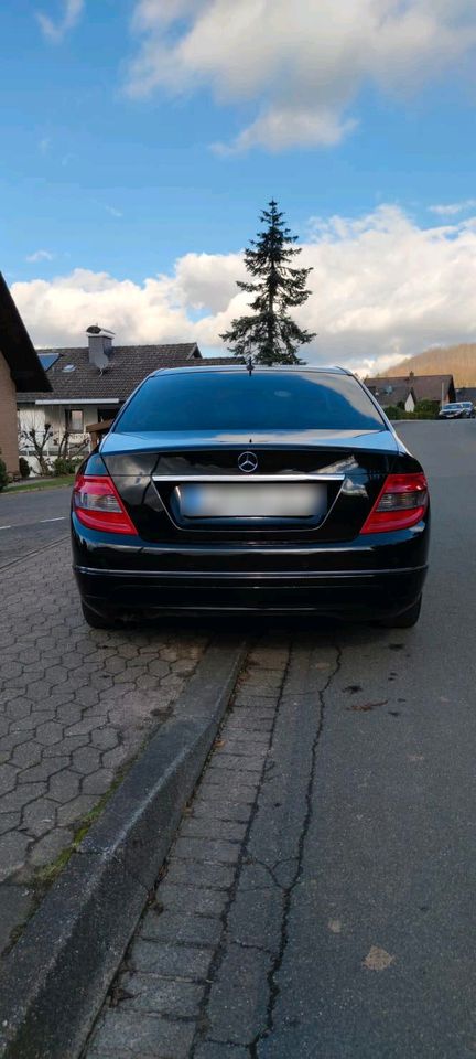 Mercedes Benz C180 Kompressor mit guter Ausstattung,  2. Hand in Schieder-Schwalenberg