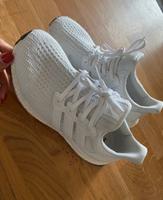 Adidas Ultra Boost Gr. 38 (Top Zustand) Hessen - Gießen Vorschau