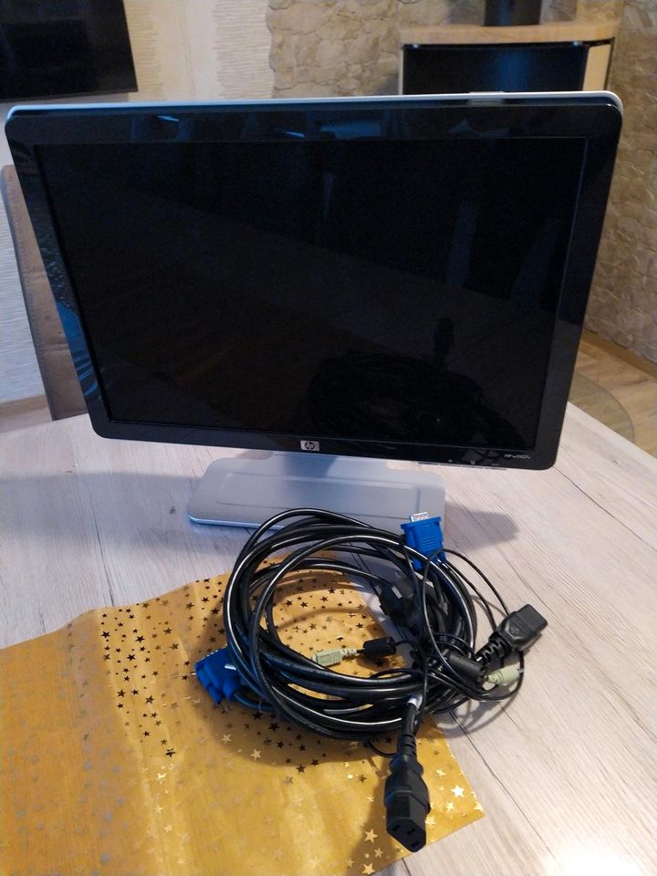 HP w1907v PC Bildschirm 19 Zoll LCD Color Monitor in Neuenhagen