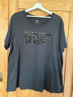 Levi’s T-Shirt Gr. 46+++Pailetten Design+++top-Zustand Nordrhein-Westfalen - Schermbeck Vorschau