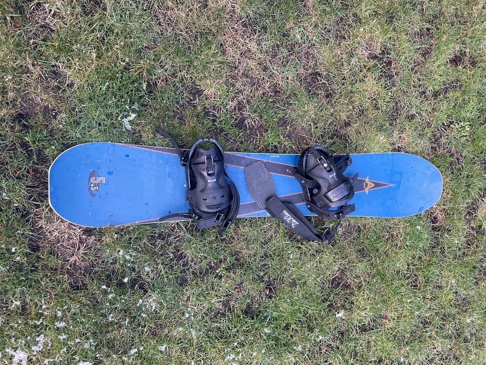 Burton Snowboard 155cm Air 5.5 inkl Bindung und Tasche in Barsinghausen