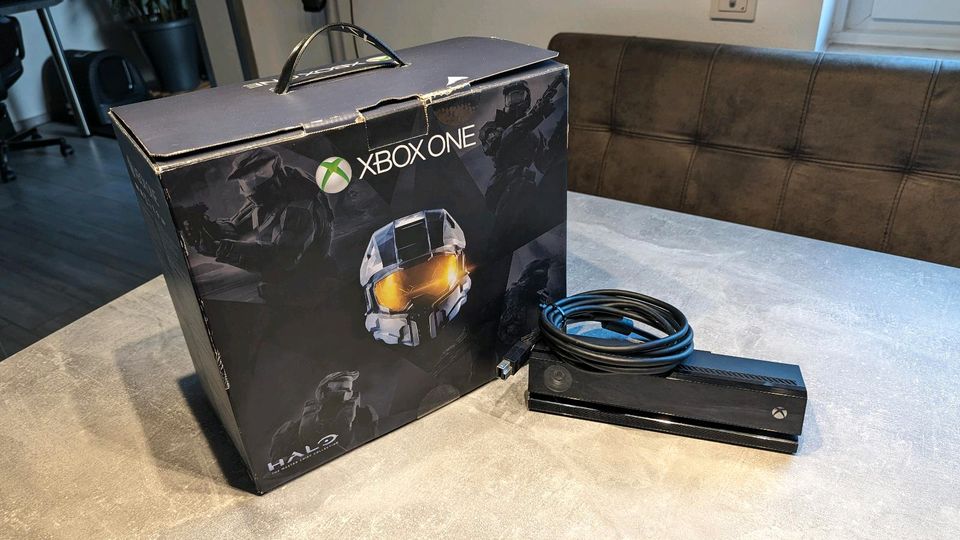 Xbox One 500GB + Kinect (ohne Halo) + Controller in Bonn