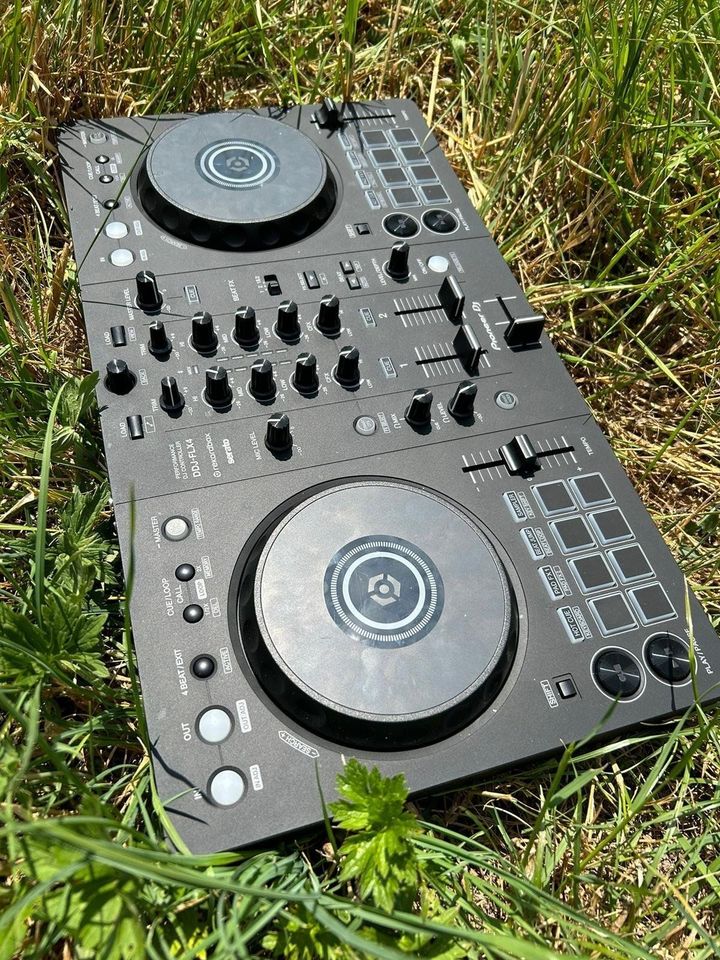 Pioneer DDJ FLX400 (DJ-Controller) // (Mieten / Leihen) in Hamburg