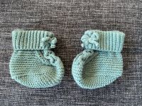 Grüne Baby-Strickschuhe aus Bio-Baumwolle Frankfurt am Main - Bockenheim Vorschau