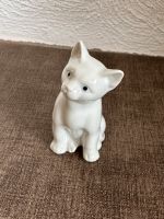Niedliche Katzen-Figur, weiß, Porzellan, sitzend, Katzenbaby Niedersachsen - Rastede Vorschau