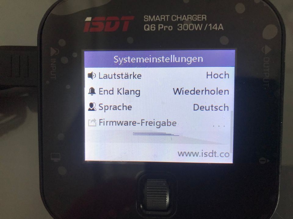 ISDT Smart Charger Q6Pro 300W / 14A in Mönchengladbach