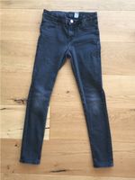 Jeans in ausgewaschenem schwarz von H&M,Gr. 146 Bayern - Zolling Vorschau