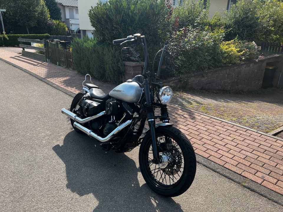 Harley-Davidson Dyna Street Bob FXDB in Schauenburg