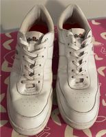 Turnschuhe Sneaker Ellesse Größe 43 Baden-Württemberg - Hochdorf Vorschau