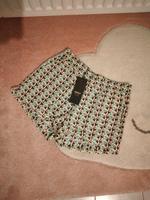 NEU mit ETIKETT! Damenshorts, Gr. 34 von ONLY Nordrhein-Westfalen - Oer-Erkenschwick Vorschau