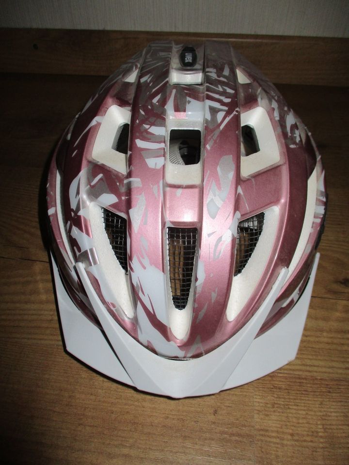 schöner Mädchen Damen Fahrrad-Helm Gr. 52-57cm Kopfumfang in Elxleben an der Gera