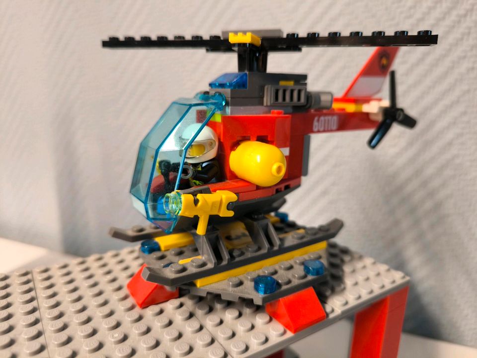 Lego City Feuerwehr 60110+4427 in Heidesheim