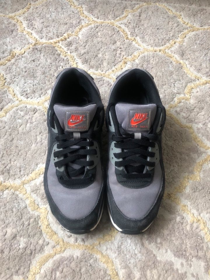 Air Max 90 gr 42,5 in Frankfurt am Main