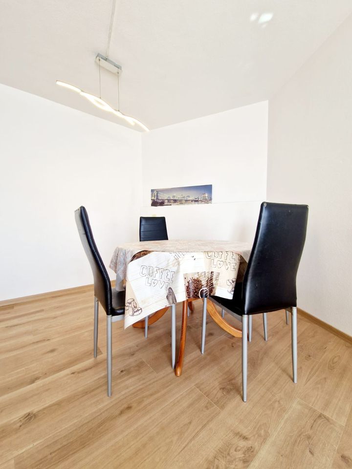 Exklusive 3 Zimmer Mansardenwohnung in Obertraubling bei Regensburg in Obertraubling