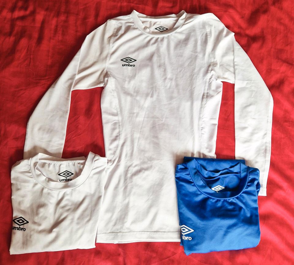 3 x UMBRO Core Crew  langärmliges Thermo-Sport-T-Shirt Gr. S in Gaggenau