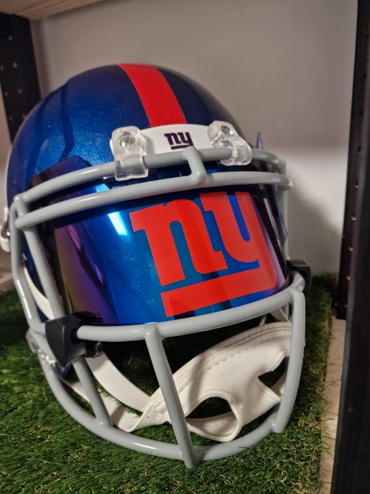 New York Giants FS Helm - Signiert Daniel Jones - NYC - ny in Dahlewitz