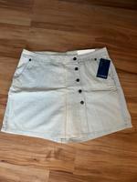 Shorts. Jeans. C&A. NEU. Sommer. Größe 40. Brandenburg - Plessa Vorschau