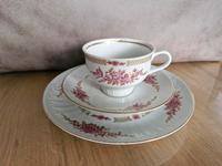 DDR Henneberg Porzellan Set, Vintage Geschirr Hessen - Kirchhain Vorschau