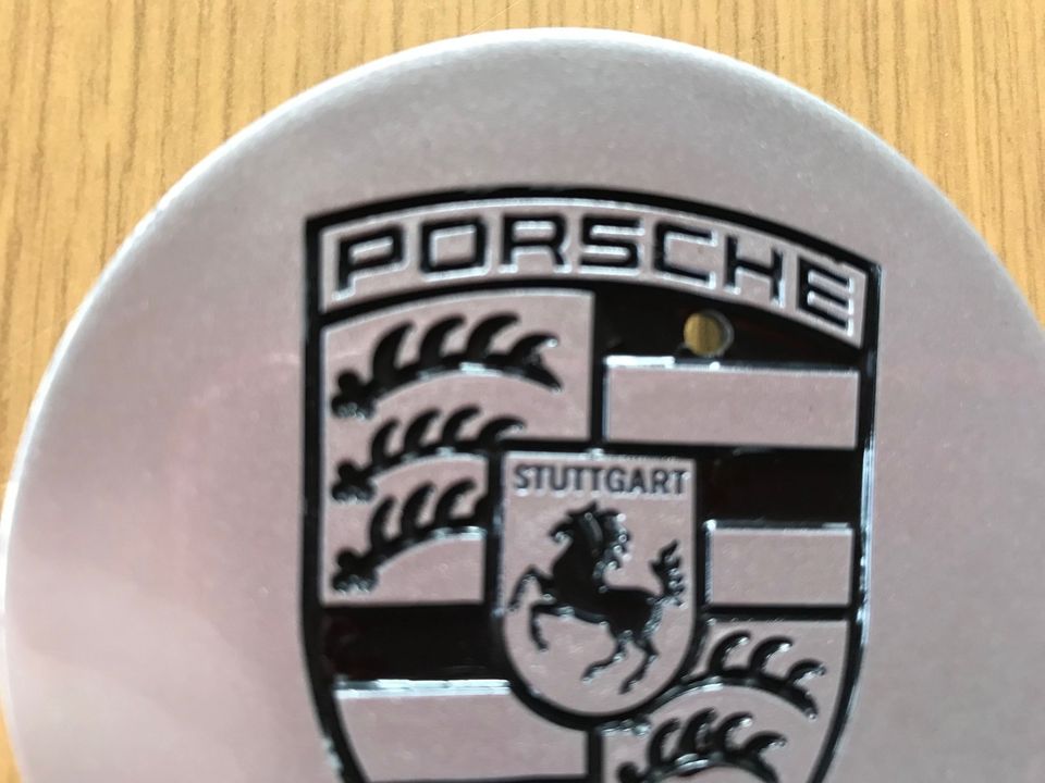 1 Porsche 993 Nabendeckel Nabenkappe, 99336130305, sehr gut! in Kötz