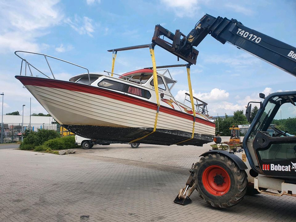 Großes alu kajütboot in Rees