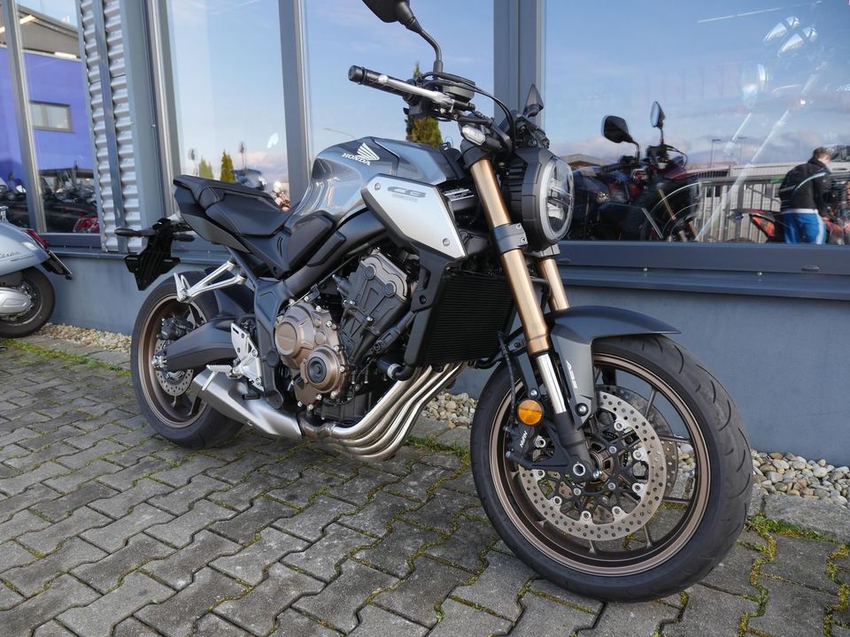 Honda CB 650 R - dt. Modell 2023 - 48 PS - A2 - TOP in Deggendorf