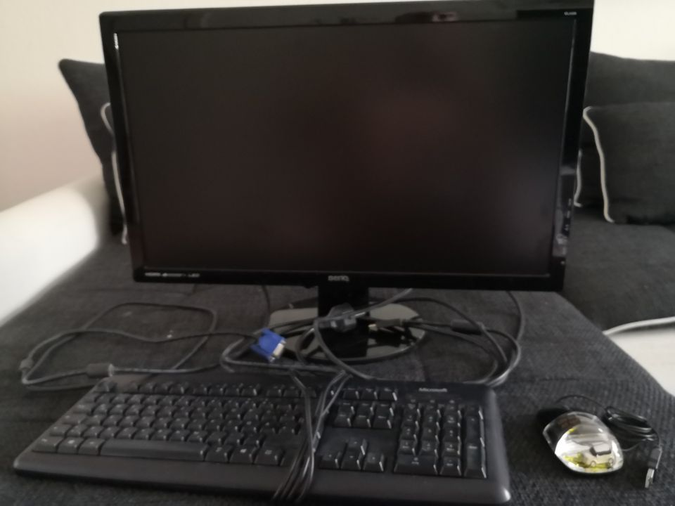 Komplett PC mit Monitor, Tastatur, Maus. in Hamburg