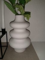 Verkaufe 2 Vasen, Preis pro Stück Nordrhein-Westfalen - Mülheim (Ruhr) Vorschau