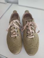 Tommy Hilfiger Sneaker Wildleder salbeigrün 39 Hessen - Griesheim Vorschau