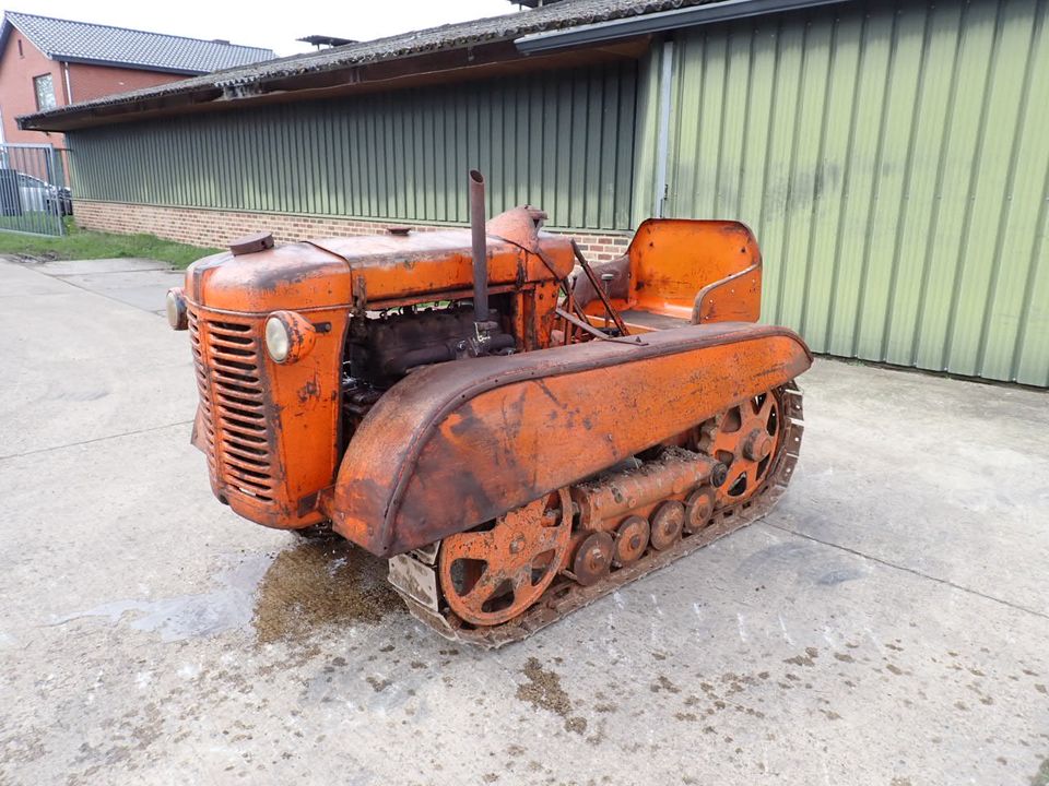 Fiat 25C Obstplantage Kettenschlepper in Gangelt