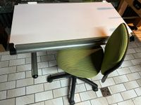 Schreibtisch Kinderschreibtisch höhenverstellbar (manuell) +Stuhl Hessen - Kassel Vorschau