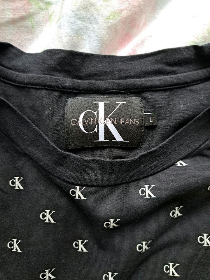 Schwarze Calvin klein Jeans t-shirt Größe L zum Verkauf in Detmold