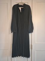 Schwarzes Kleid von OUI – Gr. 42 – neu, ohne Gürtel München - Aubing-Lochhausen-Langwied Vorschau