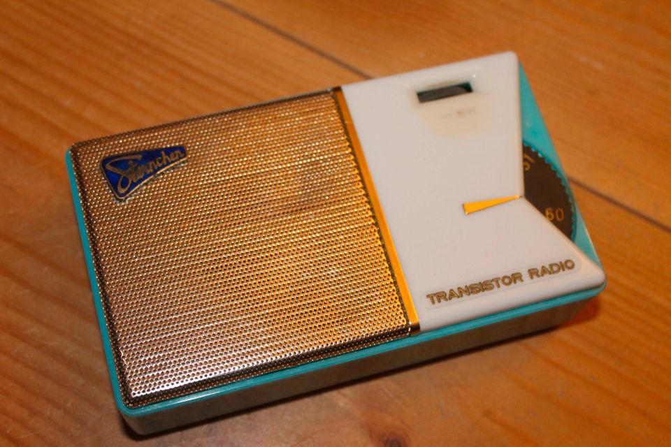 Sternchen Radio Kofferradio DDR Transistorradio Sonneberg in Brandenburg -  Teichland | Kunst und Antiquitäten gebraucht kaufen | eBay Kleinanzeigen  ist jetzt Kleinanzeigen