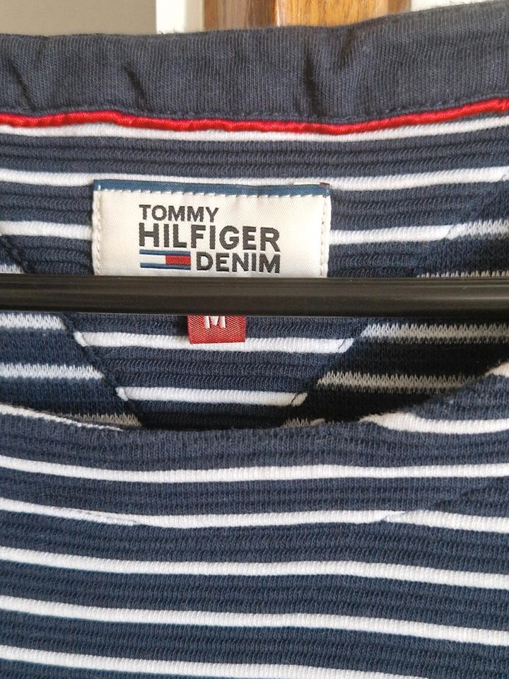 TommyHilfiger Pullover blaugestreift in Hamburg