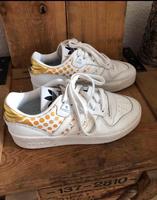 Adidas Rivarly Low W Sneaker Gr. 36,5  wie neu Essen - Essen-West Vorschau