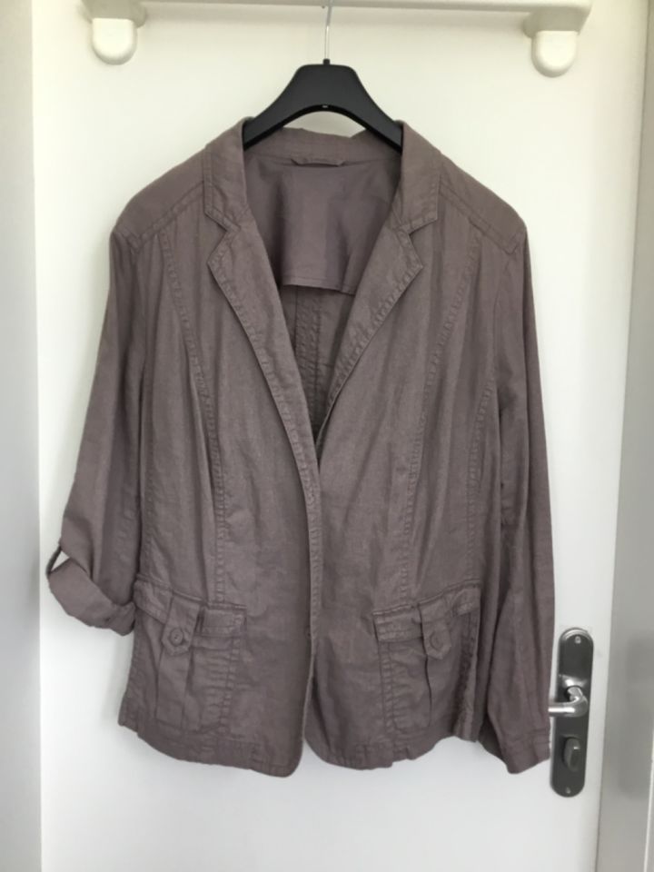 Elegante Sommer Damenjacke in Farbton Braun / Größe 50-52-54 in Engen