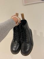 vegane Dr. Martens Hessen - Fulda Vorschau