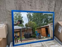 Spiegel mit blauem Rahmen Nordrhein-Westfalen - Löhne Vorschau